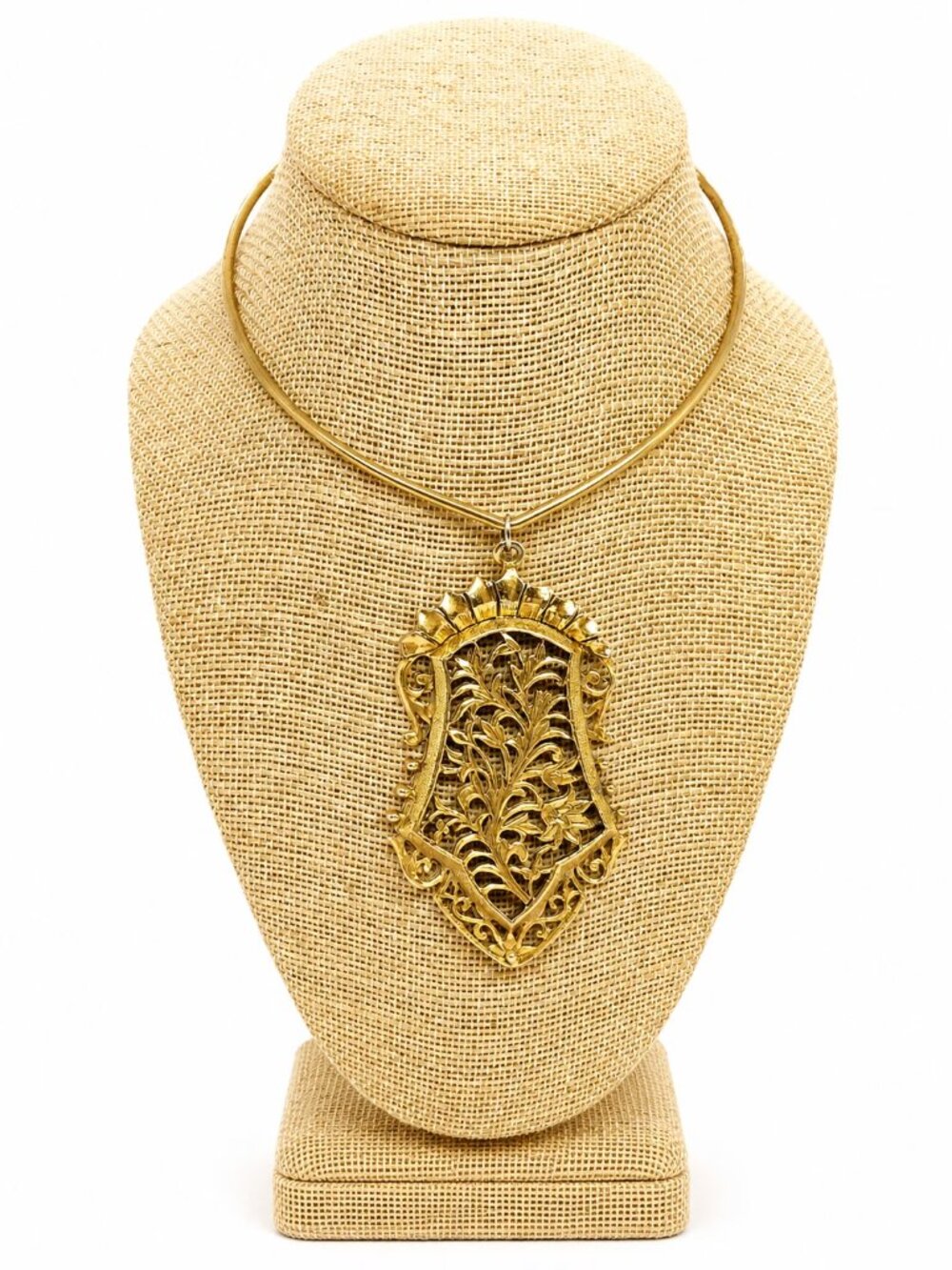VINTAGE Torque Necklace Gold Tone Etruscan Floral Filigree Pendant Collar